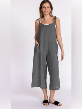 ITALIA LINEN JUMPSUIT Size OS